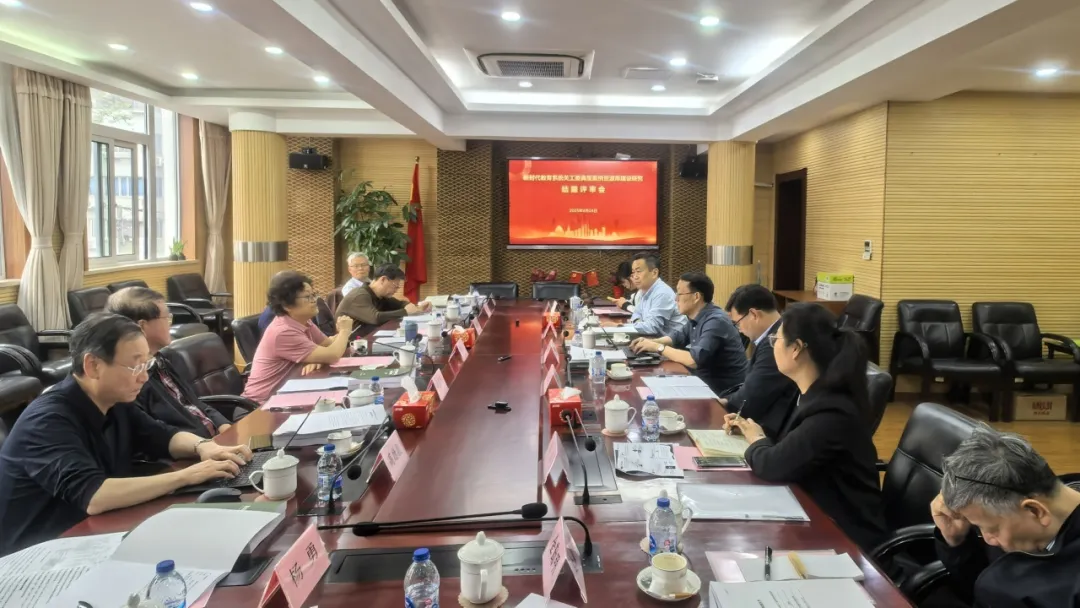 教育部關工委調研上海市教育系統關工委理論研究工作