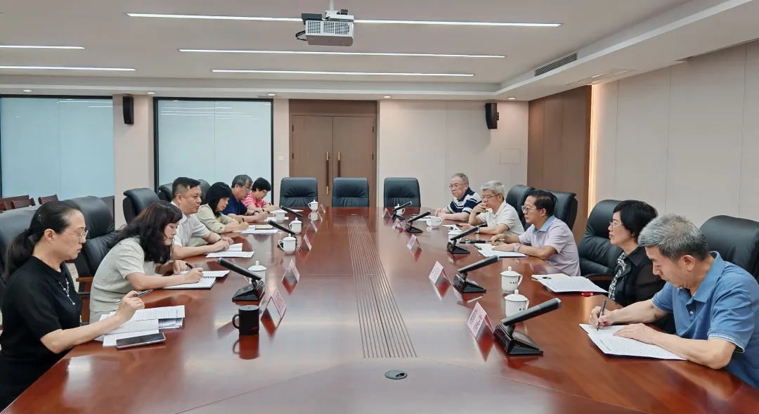 福建省廈門市關(guān)工委、市委文明辦共商城市文明建設(shè)和青少年教育工作