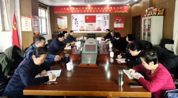 天津市南開區(qū)關(guān)工委召開“五老”宣講團工作研討座談會