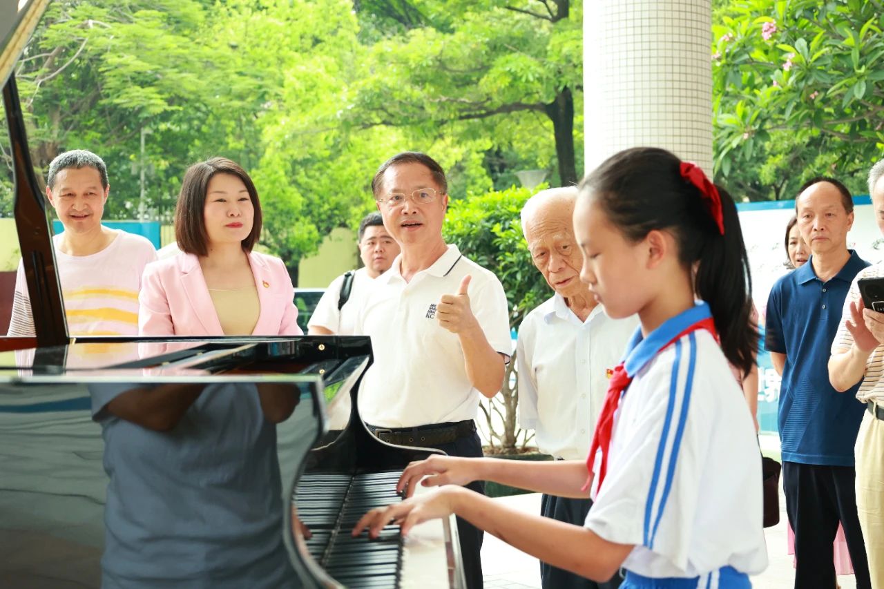 深圳市關(guān)工委禁毒宣講走進寶安區(qū)建安小學(xué)