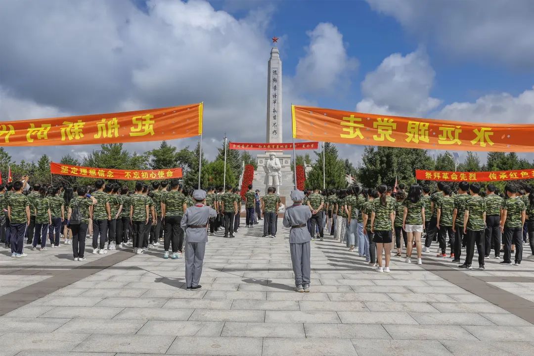 延邊朝鮮族自治州青少年“紅色教育基地家鄉行”夏令營活動在敦化市舉行