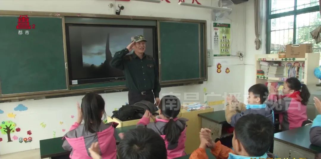 江西省南昌市關工委關愛報告團開展“學黨史，感黨恩，跟黨走，長征精神薪火相傳”主題宣講報告